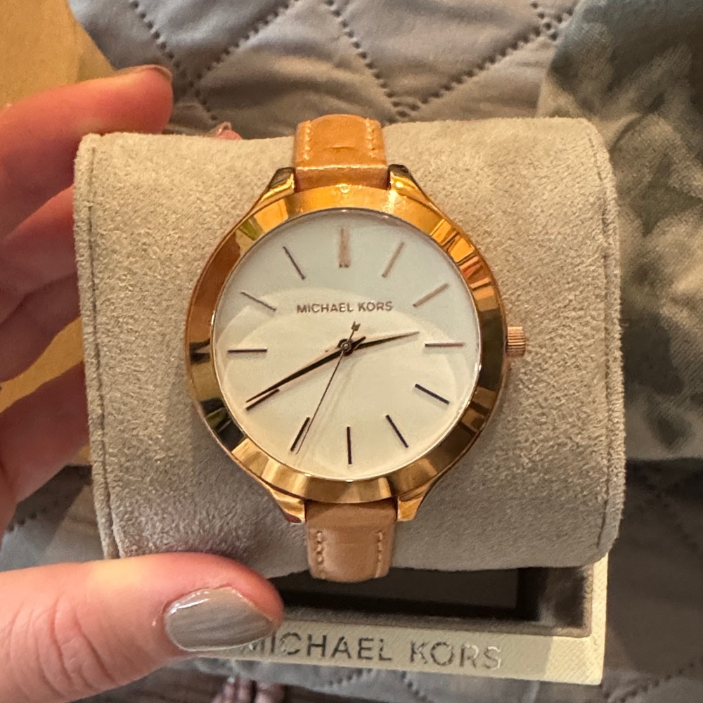 Michael Kors Leather Strap Rose Gold Watch